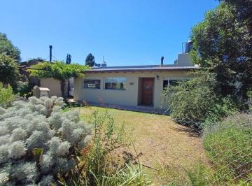 Casa · 76m² · 3 Ambientes · 1 Cochera · Venta Casa 3 Amb. Playa Los Lobos Apta Credito