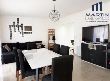 Casa · 90m² · 3 Ambientes · Casa en Venta 3 Ambientes en Bella Vista Barrio con Portón
