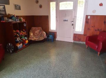 Casa · 375m² · 4 Ambientes · 1 Cochera · Casa - Los Andes