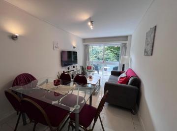 Departamento · 65m² · 3 Ambientes · 1 Cochera · Venta Apto Credito | Departamento 3 Ambientes con Balcon Al Frente y Cochera Plaza Colon