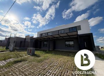 Casa · 148m² · 6 Ambientes · 2 Cocheras · Vendo Duplex en Rincones de Manantiales 3d 3b
