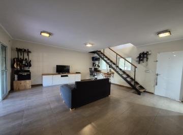 Casa · 309m² · 4 Ambientes · 2 Cocheras · Casa en Funes 3 Dorm Zona Liceo