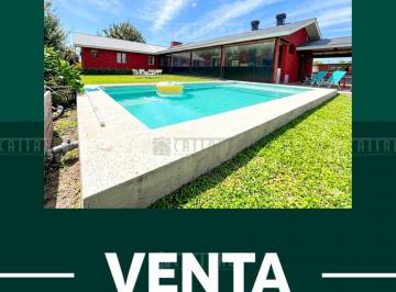 Casa · 190m² · 5 Ambientes · 2 Cocheras · Lomas de Petion, Cañuelas, Alquiler