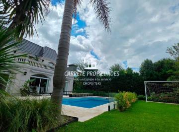 Casa de 7 ambientes, Pilar · Impecable Casa en Venta de 4 Suites y Salida Al Parque Central. Ayres de Pilar. Pilar