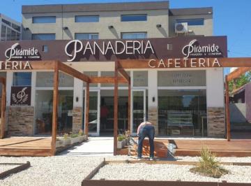 Local comercial · 630m² · 6 Ambientes · 3 Cocheras · Local en Venta - Fondo de Comercio - Departamentos - Cocheras - 630 m² - Las Toninas