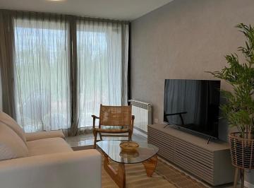 Casa · 132m² · 4 Ambientes · 1 Cochera · Casa en Tigre