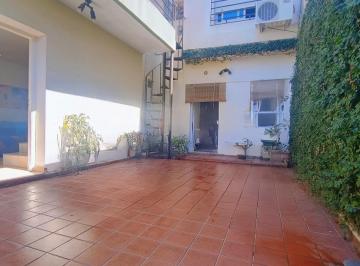 Terreno · 94m² · 3 Ambientes · 1 Cochera · Casa en Villa del Parque