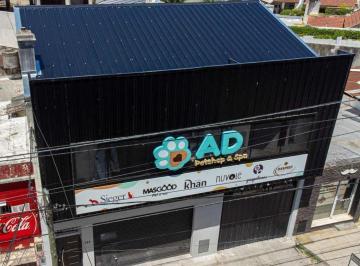 Oficina comercial · 110m² · Alquiler de Oficinas Amuebladas con Patio