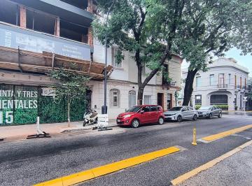 Departamento · 74m² · 3 Ambientes · Departamento de 3 Ambientes con Patio en Venta en Almagro