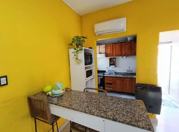 Casa en venta en Alberdi · 3 ambientes