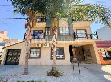 Departamento · 44m² · 2 Ambientes · 1 Cochera · Departamento 2 Ambientes con Cochera y Balcon