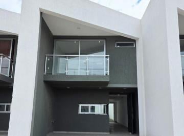 PH de 6 ambientes, Guaymallén · Dúplex Nuevo en Barrio Privado – Guaymallén