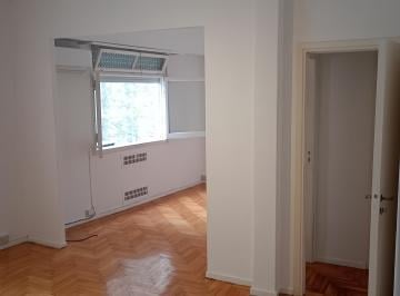 Ingreso · Departamento en Alquiler en Recoleta, Excelente Ubicación.
