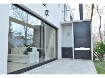 Casa · 145m² · 4 Ambientes · 1 Cochera · Casa Dúplex en Venta en Benavidez, Tigre, G. B. a. Zona Norte