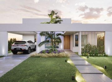 Casa · 135m² · 4 Ambientes · 1 Cochera · Venta / Permuta | Casa 2 Dorm. con Pileta en Barrio Cerrado | Vida Crystal Lagoon | Funes