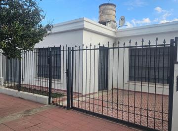 PH de 4 ambientes, Córdoba · Vendo Casa PH en Barrio Residencial América
