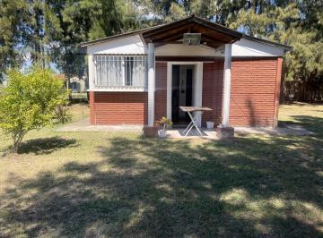 Casa · 50m² · 2 Ambientes · 3 Cocheras · Casa en Alquiler