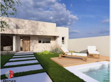 Casa de 7 ambientes, San Rafael · Vendo Excelente Propiedad en Las Paredes - Zona Calle Ortubia - 0260