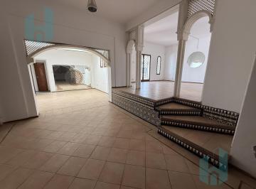 Casa · 660m² · 5 Dormitorios · 4 Cocheras · Casa en Alta Cordoba