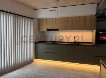 Departamento · 110m² · 4 Ambientes · 1 Cochera · Venta Duplex Pichincha