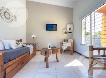 Casa · 75m² · 2 Ambientes · 1 Cochera · Casa Quinta en Venta en Campos del Paraná, San Pedro – Piscina, Gran Parque y Entorno Natural