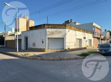 Casa · 110m² · 4 Ambientes · 2 Cocheras · Esquina en San Pedro con Potencial de Vivienda, Comercial o Desarrollo | 260 m² | Ideal Reciclaje