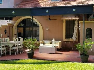 Casa · 68m² · 2 Ambientes · 1 Cochera · Alq. Casa / PH, 2amb C/ Piscina Priv. Zona Hosp. Austral