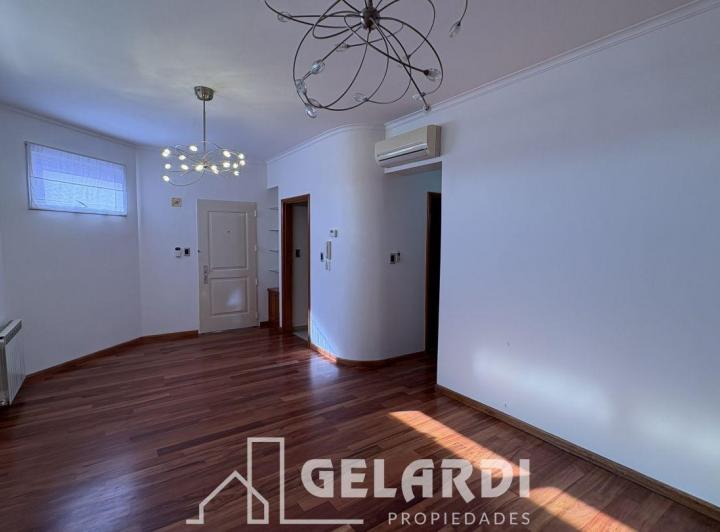 Departamento · 80m² · 3 Ambientes · 1 Cochera