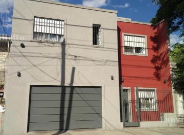 Casa · 175m² · 4 Ambientes · 2 Cocheras · Casa - Lanús Este