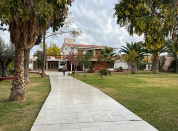 Casa de 10 ambientes, San Martín · Se Alquila Casa de Categoria