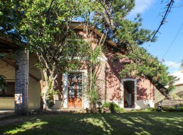 Casa · 175m² · 5 Ambientes · 1 Cochera · Casa en Venta en Ituzaingo, Zona Oeste