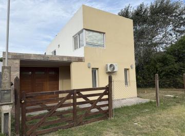 Casa · 120m² · 3 Ambientes · 2 Cocheras · Casa - Mar del Plata
