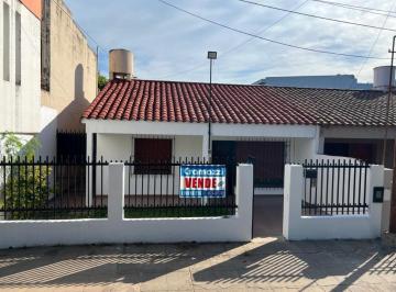 Casa · 88m² · 3 Ambientes · Casas - Casa - Macrocentro, Resistencia