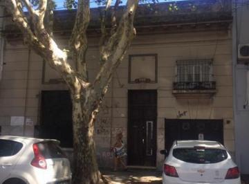 Casa · 170m² · 6 Ambientes · 1 Cochera · Casa - La Plata