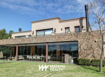 Casa · 540m² · 8 Ambientes · 2 Cocheras · Venta de Casa 8 Ambientes en El Golf