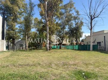 Terreno · 608m² · Lote en Venta en Alvarez del Bosque