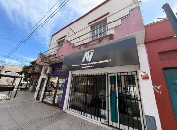Edificio · 242m² · Venta en Block, 2 Locales + Vivienda Sobre Calle H. Yrigoyen