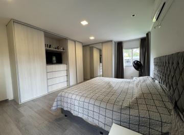 Casa · 225m² · 4 Ambientes · 2 Cocheras · Casa en Venta en Oliveros | 3 Dorm. | Pisicina | Quincho