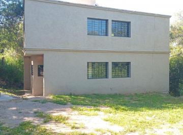 Casa de 4 ambientes, Río Ceballos · Casa con 2 Dorm. en Alquiler de 480 m² de Terreno