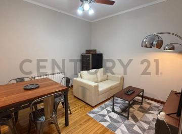 PH · 54m² · 2 Ambientes · Venta PH 2 Ambientes y Medio Reciclado Totalmente a Nuevo en San Telmo