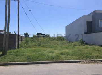 Terreno · 576m² · 134 E/ 34 y 35 Lote en Venta