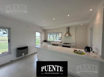 Casa · 162m² · 5 Ambientes · 2 Cocheras · Casa en El Rebenque