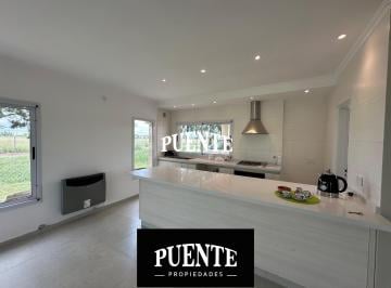 Casa · 162m² · 5 Ambientes · 2 Cocheras · Casa en El Rebenque