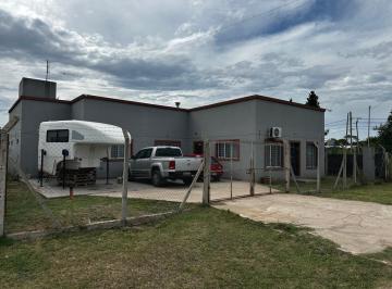 Casa · 120m² · 5 Ambientes · 4 Cocheras · Venta, Alquiler, Casa, 5 Ambientes, Jardín, Patio, Quincho, Parrila, Pileta, Cocheras, Moreno.