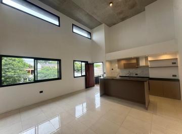 Casa · 132m² · 3 Ambientes · 2 Cocheras · En Venta Moderno Triplex 3 Ambientes a Estrenar con Jardín y Cochera, Villa Ballester