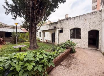 Casa · 110m² · 5 Ambientes · Casa en Barrio Abasto