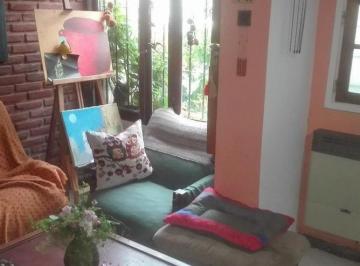 PH · 75m² · 5 Ambientes · PH 5 Amb con Patio. Barrio Don Bosco. U$s 75.000.