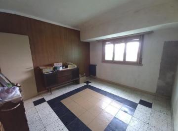 PH · 80m² · 3 Ambientes · PH 3 Amb con Balcón Terraza y Quincho. Libertad y 180.