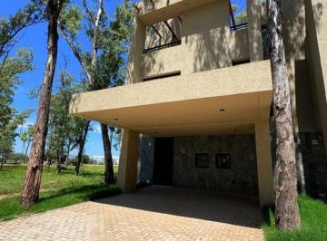 PH · 185m² · 9 Ambientes · 2 Cocheras · Duplex en Venta Nuevo Malagueño