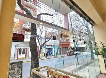 Local comercial · 227m² · Venta Local en Esquina Ideal Inversor! 227 m²